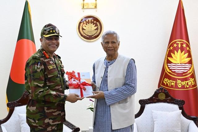 আরও বিনিয়োগ আনতে বাংলাদেশকে বিশ্বের সামনে তুলে ধরার আহ্বান প্রধান উপদেষ্টা অধ্যাপক মুহাম্মদ ইউনূসের।